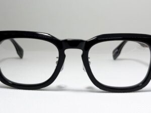 KISS (キッス)無色 度入り対応できます